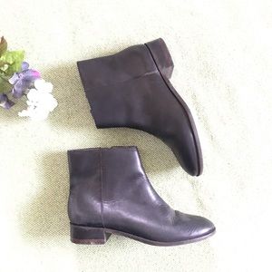 Talbots Black leather boots 8M ankle